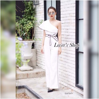 MM10473 จั้มสูทไหล่เดียวกุ้นขอบดำ + สายผูกเอว One-shoulder jumpsuit with black hem + waist tie