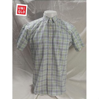 UNIQLO Brand_2nd hand(BK3) เสื้อเชิ้ตแขนสั้นผ้าฝ้าย​78%โพ​ลีเอสเตอร์​22%/Size L/ Made in China 🇨🇳/แท้มือสองกระสอบนำเข้า​