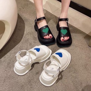 พร้อมส่ง❗รองเท้ารัดส้น แต่งหัวใจ