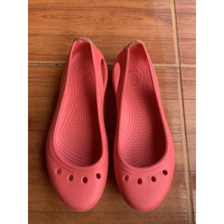 รองเท้าลำลองcrocs มือ2