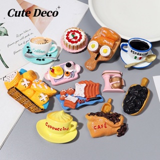 CROCS 【Cute Deco】กระดุมเรซิ่น รูปสตรอเบอร์รี่น่ารัก สําหรับตกแต่งเค้กบ่าย (11 แบบ) DIY