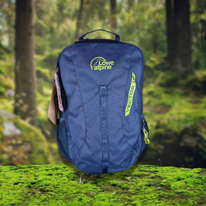 กระเป๋าเป้ ยี่ห้อLOWE ALPINE	 รุ่น VECTOR	18L	DAY PACK สีAZURE