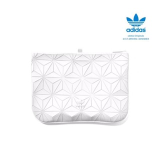 กระเป๋า ADIDAS Originals 3D Sleeve Bag สีขาว