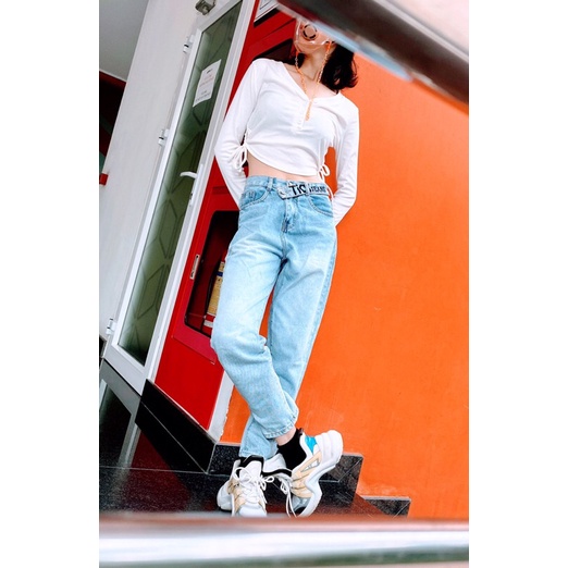 [มือ 2 เดียว] beggy Jeans เข็มขัดคาดเอวด้านข้าง ยี่ห้อ TIQI Jeans