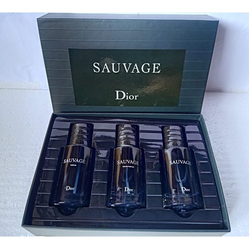 *Display item for sale* สินค้าตัวโชว์ สภาพ 90% Dior Sauvage Perfume Set for Men With 3x30ml (Spray B