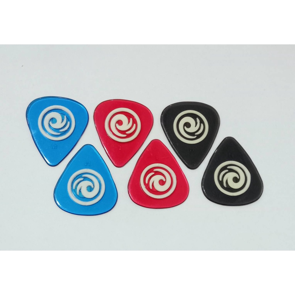 D'Addario Planet Waves ปิ๊กดีดกีตาร์ ของแท้ 1ชิ้น ขนาด0.76บางเหมาะสำหรับเล่นกีตาร์โปร่ง ..!! ของมีจำนวนจำกัด คละสีให้