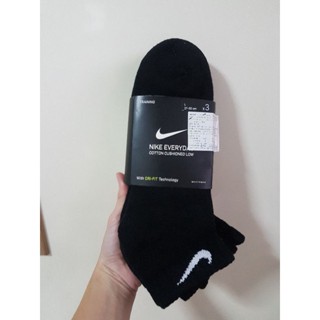 ถุงเท้า NIKE สีดำ  Size L 27-30cm. 3 คู่