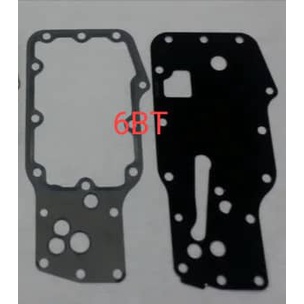 แกนคูลเลอร์น้ํามันปะเก็นสําหรับชิ้นส่วนเครื่องยนต์ดีเซล Cummins 6BT, 6CT/6L