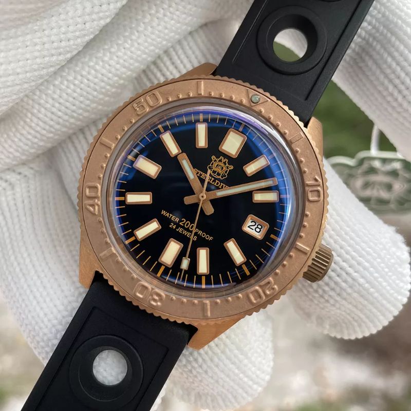 SteelDive 1962S Bronze CuSn8 Automatic NH35 Diver watch