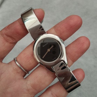 นาฬิกา Vintage Gucci กำไล ของแท้มือสอง ระบบ quartz