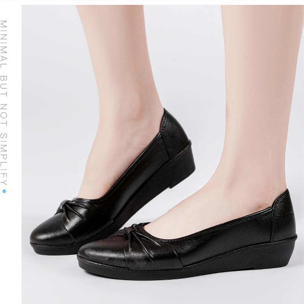 shop24 สต็อกไทย รองเท้าคัชชูหนังนิ่มหัวแหลม แต่งผูกโบว์