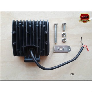 ไฟสปอร์ตไลท์ LED เหลี่ยมหนาพิเศษ 16 เม็ด รุ่นทนความร้อนได้ดี ราคาดวงล่ะ 250 บาท
