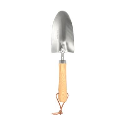 ช้อนพรวนดินด้ามไม้ KARTEN รุ่น B0201 สีน้ำตาล KARTEN Shovel Spoon Wooden Handle Model B0201 Brown