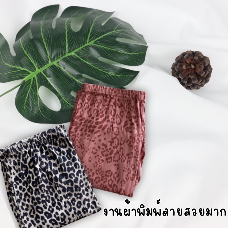 🔥พร้อมส่ง✨กางเกงเลคกิ้ง ผ้าพิมพ์ลาย ขา3ส่วนสุดฮอต biker shorts - รูปที่ 3