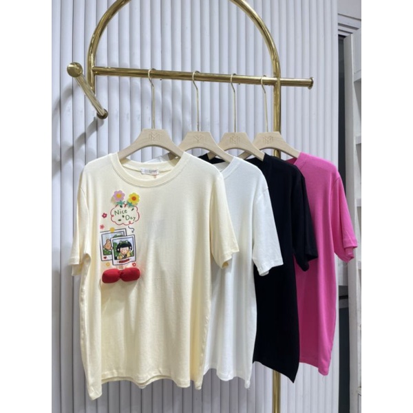เสื้อยืดสกรีนอก+เข็มกลัด3ชิ้น ป้าย it's me basic