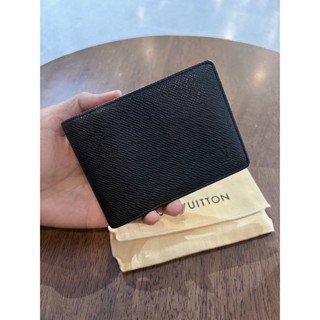 LV Taiga wallet มือสองของแท้💯ค่ะ (รบกวนทั่กแชทก่อนสั่งค่ะ)