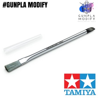 TAMIYA 74163 แปรงปัดฝุ่นและช่วยสติ๊กเกอร์ Cleaning Brush &amp; Sticker App