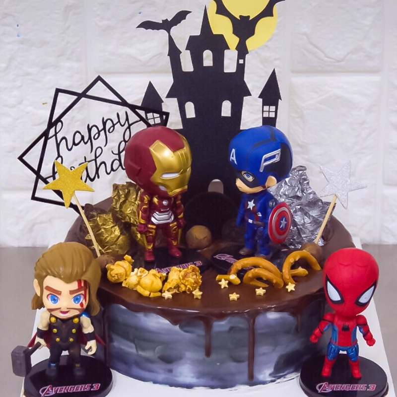Avenger Alliance เค้กตกแต่งตุ๊กตา Batman Iron Man กัปตันอเมริกาของสหรัฐอเมริกา Spider Man เค้กตกแต่งของเล่นเด็กของขวัญวันเกิดฮีโร่