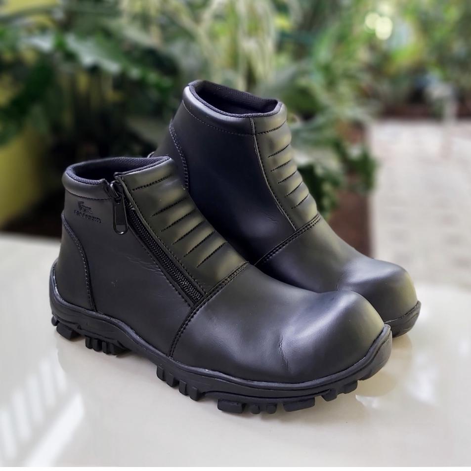 New Stock / ส่งฟรี / SAFETY BOOTS CROCODILE STRUTS ZIPPER MENS WORK PROJECT SHOES