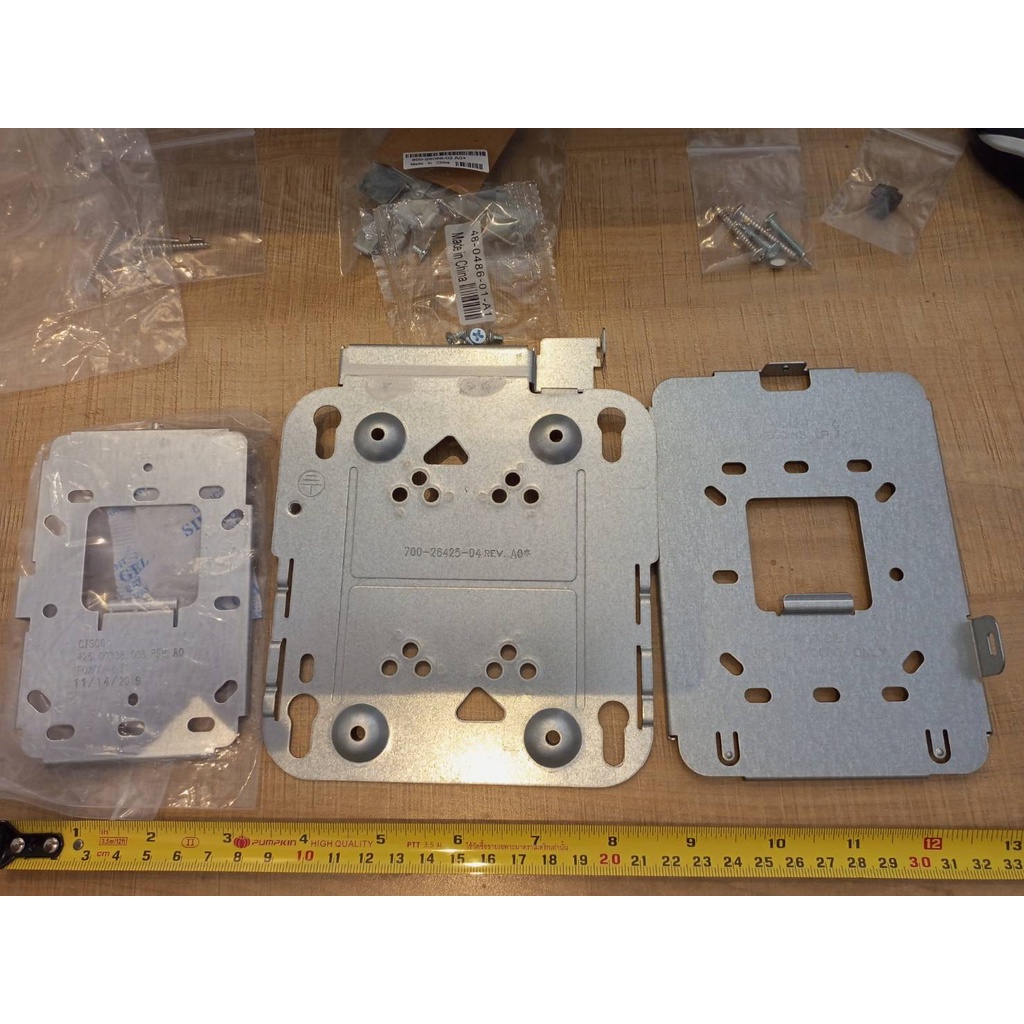 CISCO Wall or ceiling Mount: แผ่นเพลทสำหรับยึดติดตั้ง Access Point cisco