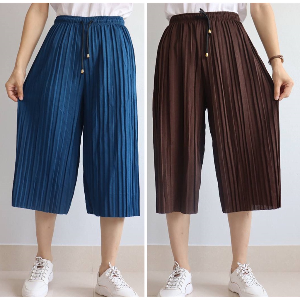 กางเกงอัดพลีทผ้าหนังไก่สีพื้นขากว้างทรงหลวมรุ่น7119#/720ผ้าเย็นใส่ไม่ร้อน เอวกางเกงมีเชือกผูกรูดได้ สินค้าพร้อมส่งจากไทย