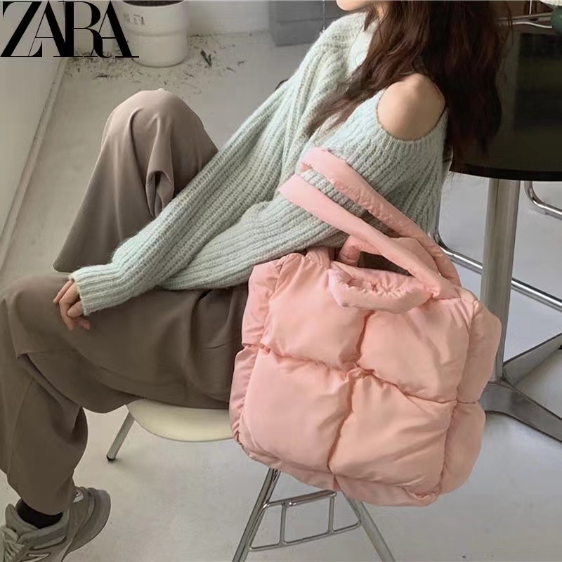 Styles 2024 Niche Design Rhombus Square Tote Puff Soft Cotton-Filled Pillow Shoulder Armpit Bag [เห็