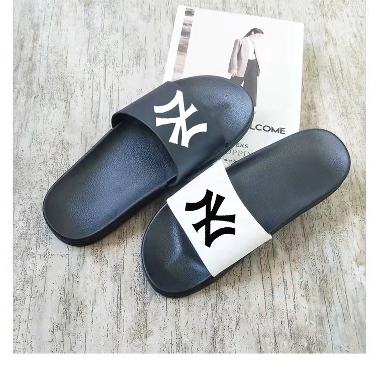 ❤️ถูกและดี!!!❤️Fashion home slippers รองเท้าแตะแฟชัน ใส่ได้ทั้งผู้ชาย ผู้หญิง TXB39