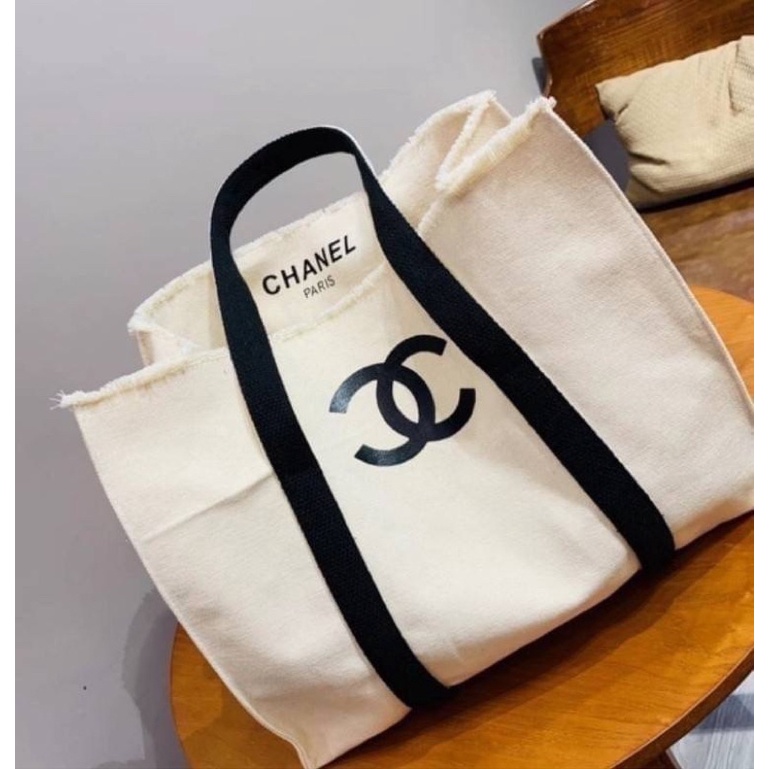 #พร้อมส่ง  กระเป๋าผ้า Chanel