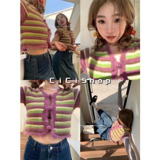 Cicishop(J2149)เสื้อครอปแขนกุด ลายทางกระดุมหน้ามีกิมมิค ไหมพรมเนื้อผ้าานุ่มนิ่มใส่สบาย