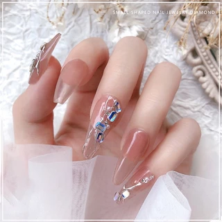 คริสตัลคละสีอะไหล่สำหรับตกแต่งเล็บ 50ชิ้น/แพค มีหลายแบบหลายไซส์ 🦄พร้อมส่งในไทย🦄