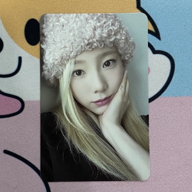 การ์ด Taeyeon INVU SNSD