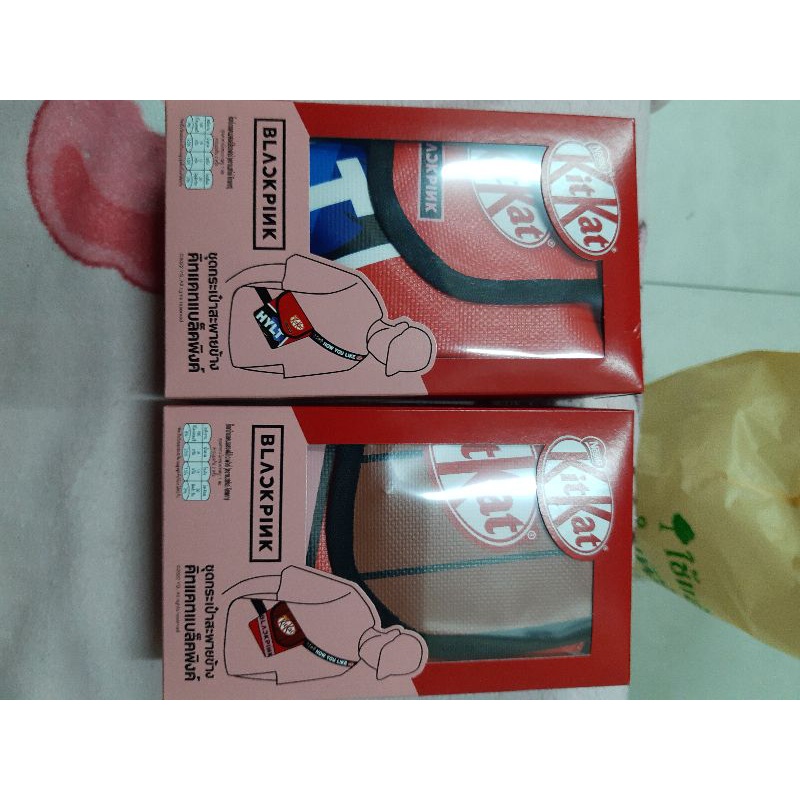 kitkat blackpink....
