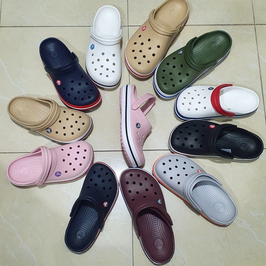 Buy 1 Free 2 JB รองเท้า Crocs ClogBand กำลังฮิตทันสมัย หิ้วนอกถูกกว่าshop (สินค้าพร้อมจัดส่งจากไทย)