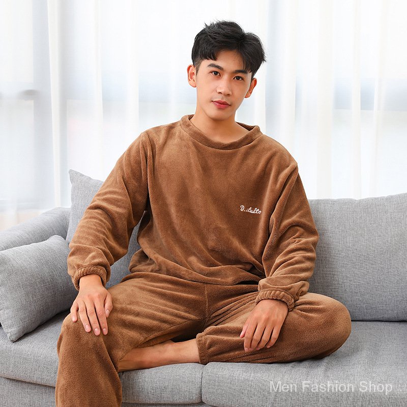 ชุดนอนผู้ชาย ชุดนอนกำมะหยี่สำหรับฤดูหนาว ชุดนอนกำมะหยี่ปะการัง ชุดนอนที่อบอุ่นบวกกำมะหยี่หนาสามารถใส่ออกไปข้างนอกได้ SC5803