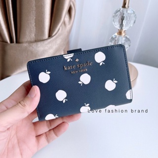 👑ผ่อน0%~แท้100%👑 กระเป๋าสตางค์ ใบสั้น Kate spade Staci Medium White Apple Compartment Bifold Wallet K8304