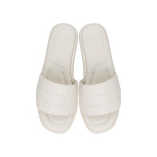 SHU DAILY ON-TONE SQAURE SANDALS WHITE CHOC