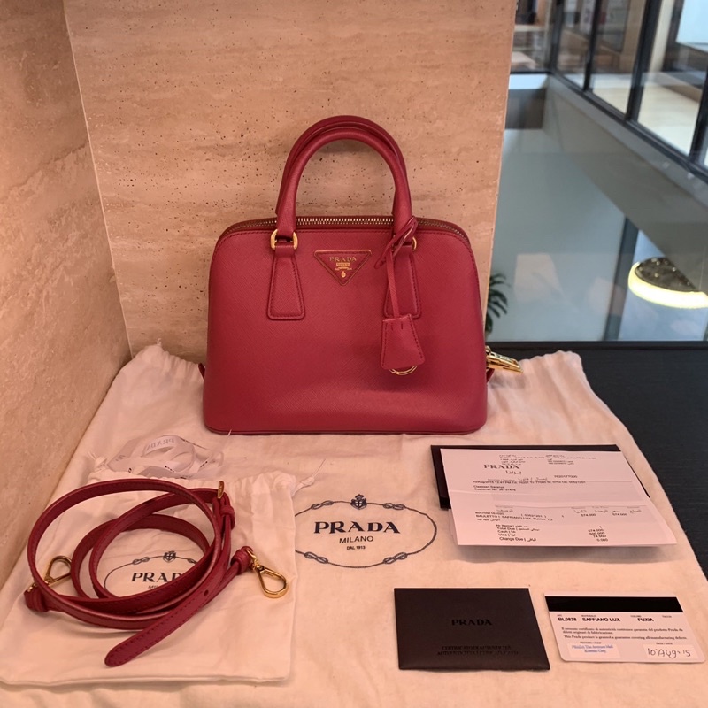 [CO220906113] Prada / Alma Saffiano