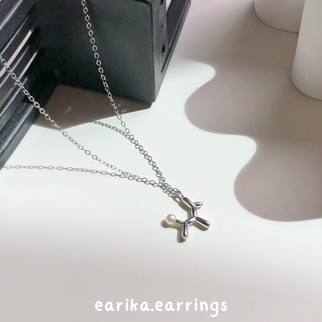 earika.earrings - ballon poodle with pearl necklace สร้อยคอจี้ลูกโป่งพุดเดิ้ลจี้มุกเงินแท้ S92.5 ปรั