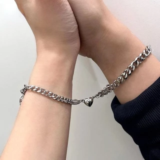 สร้อยข้อมือสำหรับคมีความรัก ซื้อ1ได้2ชิ้นจ้า