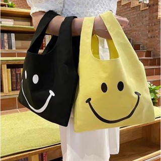 พร้อมส่ง กระเป๋าผ้า canvas smiley 😊 มาในไซส์กำลังน่ารักเลยค่า TwinniesDecor