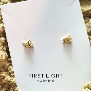 First Light Morning : Nemo  Earrings ต่างหูสำหรับผิวแพ้ง่าย ต่างหูแป้น ต่างหูติดหู ต่างหูน่ารัก ใส่เที่ยวทะเล งานน่ารัก
