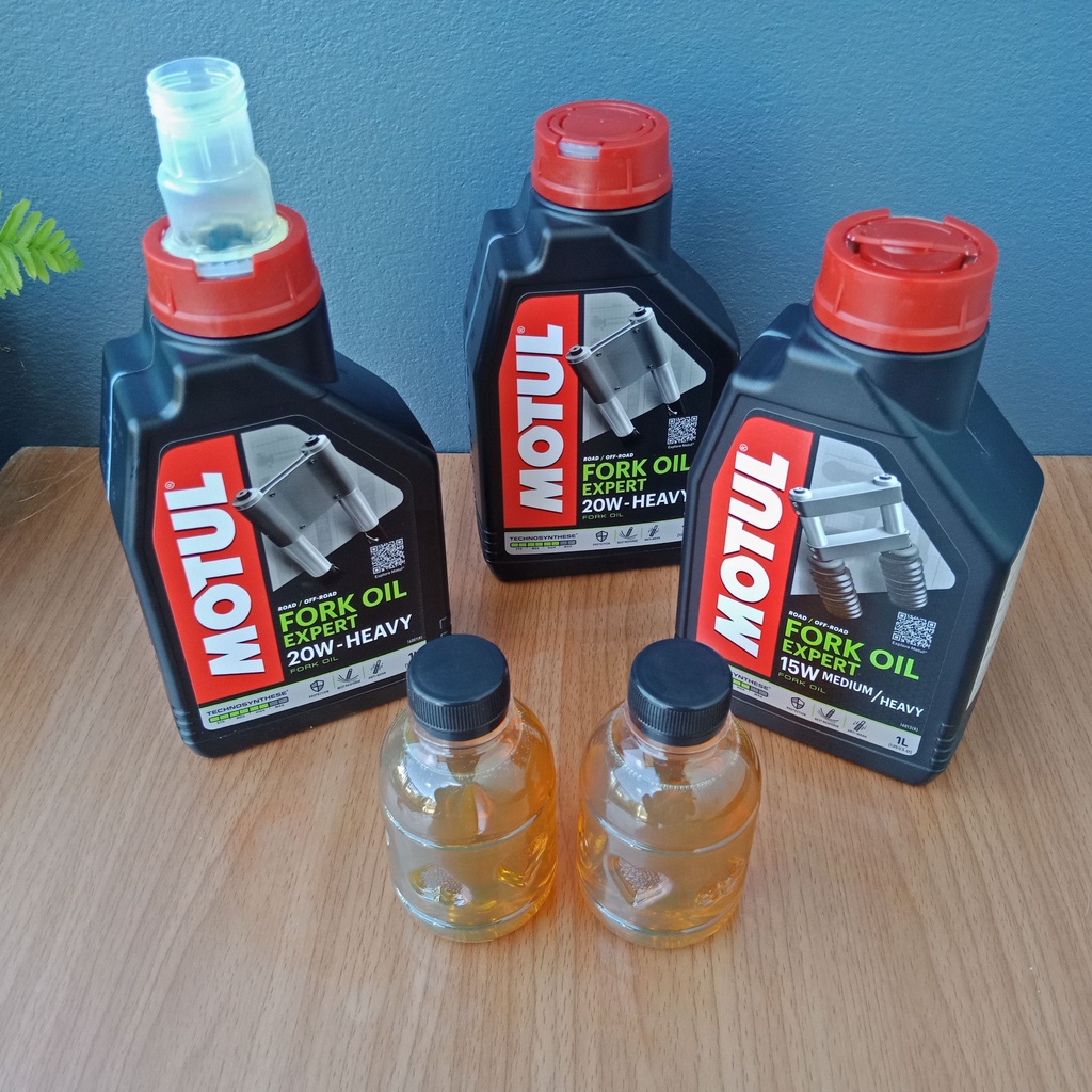 น้ำมันโช๊ค MOTUL FORK OIL EXPERT 20W - HEAVY รับประกันของแท้!!![ราคาแบ่งขาย] น้ำมันโช๊ค โมตุลแท้100%