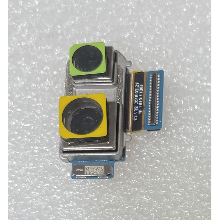 กล้องหลังMi 8 (big camera)