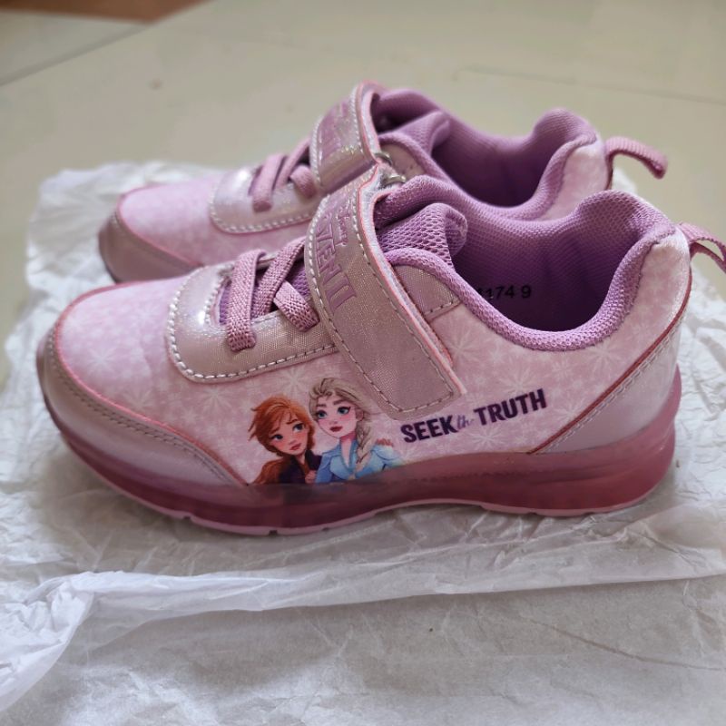 ⭐️ส่งต่อ⭐️Bata บาจา ยี่ห้อ Disney รองเท้าผ้าใบ สำหรับเด็กผู้หญิง รุ่น FrozenII uk9