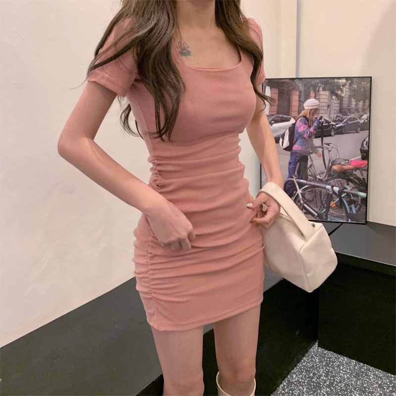 เดรสคอเหลี่ยมสไตล์ฝรั่งเศส ชุดเดรสแขนสั้นเซ็กซี่ กระโปรงทรงสลิม มีให้เลือก 3 สี