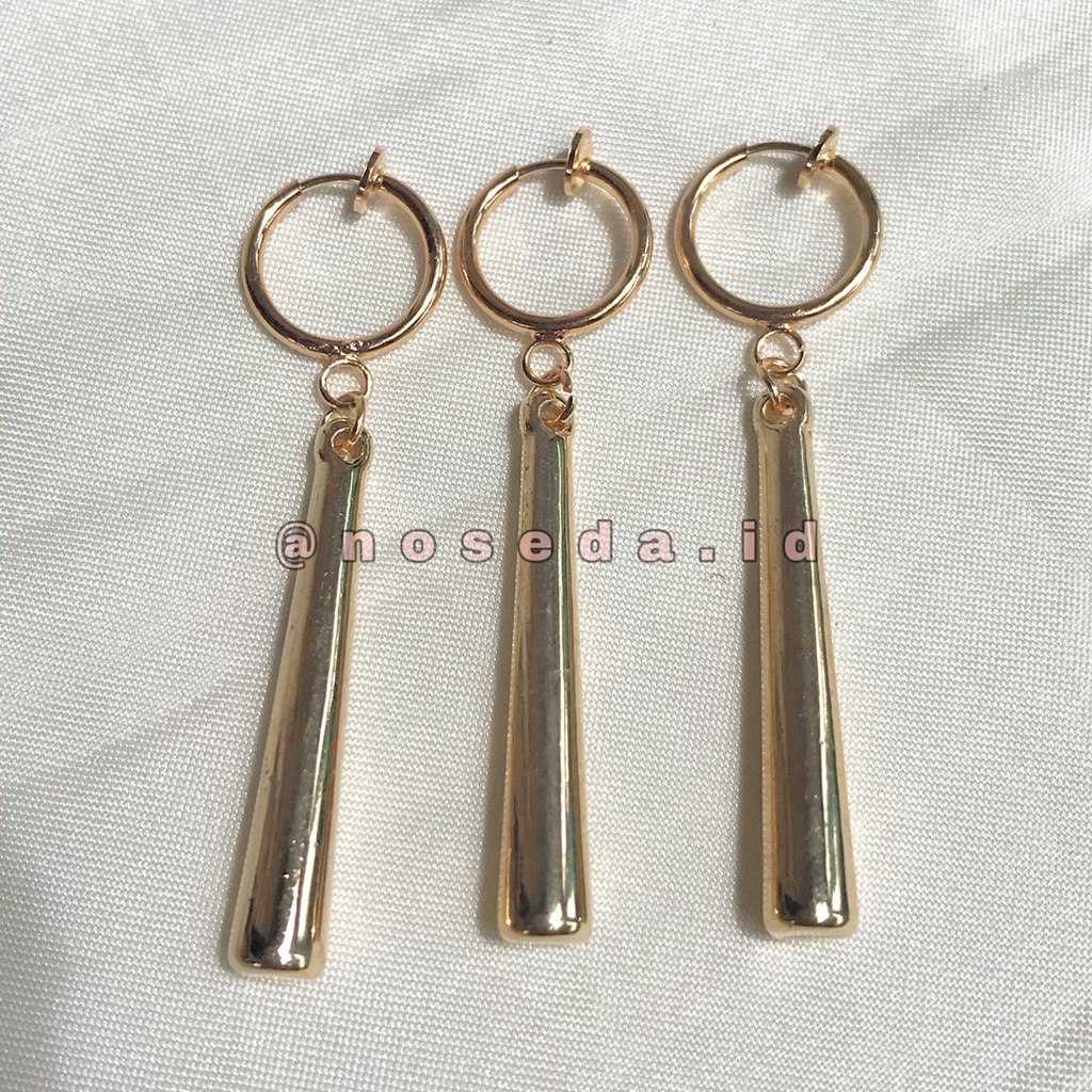 Roronoa Zoro คอสเพลย์อะนิเมะ One Piece Gold Zoro Earing ต่างหู Unisex