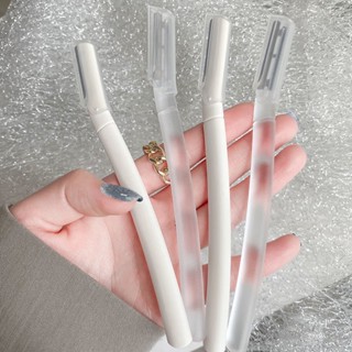 Ashley 3D Eyebrow Knife แอชลี่ย์ เซตใบมีดกันคิ้ว 2 ชิ้น AA196 (1 ชุด)