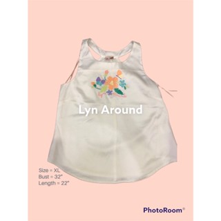 เสื้อ Lyn Around มือสอง 150.- แม่ค้าซื้อใสเองน้อยมาก
