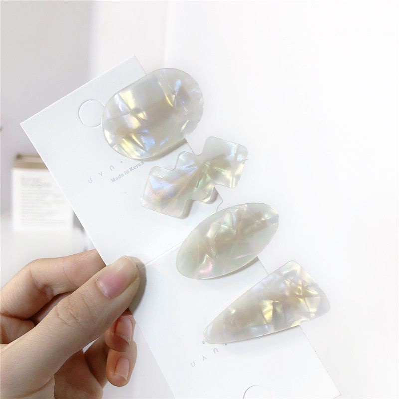 GGE-กิ๊บติดผมสีสะท้อนลายหินอ่อน✨✨🤍(พร้อมส่ง)