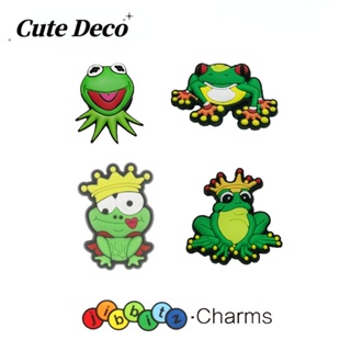 CROCS 【Cute Deco】เข็มกลัดเรซิ่น รูปการ์ตูนกบน่ารัก (4 แบบ) อุปกรณ์เสริม สําหรับตกแต่งรองเท้า